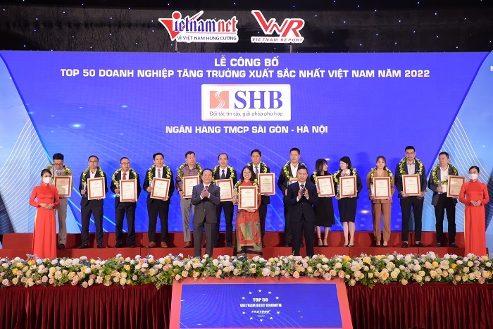 SHB lần thứ 4 liên tiếp lọt Top 50 doanh nghiệp tăng trưởng xuất sắc nhất Việt Nam