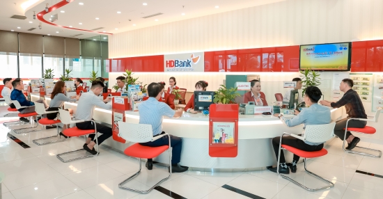 Dư nợ bất động sản và nắm giữ trái phiếu doanh nghiệp của HDBank thuộc nhóm thấp nhất toàn ngành