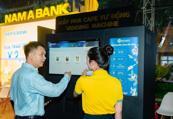 Ngày không tiền mặt 2004: Nam A Bank mang đến nhiều trải nghiệm thanh toán hiện đại