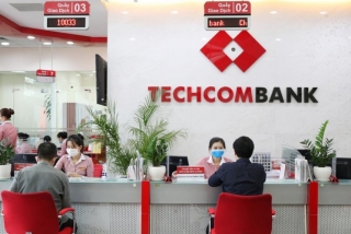 Techcombank hoàn thành 51,5% chỉ tiêu lợi nhuận cả năm