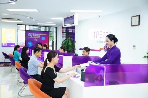 TPBank được vinh danh Top 4 ngân hàng tư nhân uy tín nhất