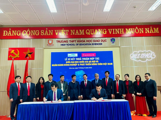 Agribank ký kết thoả thuận hợp tác với Đại học Quốc gia Hà Nội