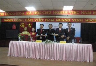 Hệ thống VietinBank Phú Thọ ký kết hợp tác với BHXH
