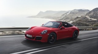 Porsche chính thức ra mắt 911 GTS 2017 với động cơ 3.0 tăng áp kép 450 HP