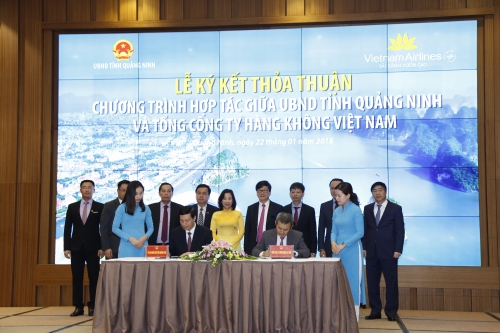 vietnam airlines se mo rong mang bay den san bay van don tinh quang ninh