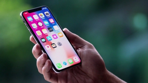 iphone x mau may cua thanh tuu hay cua su tra gia