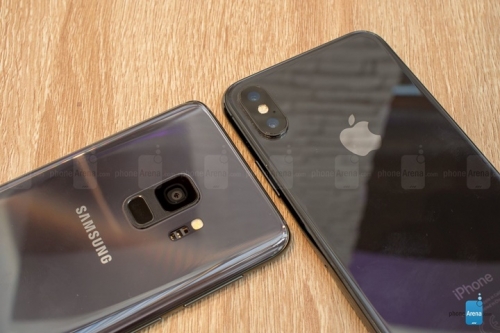 so sanh nhanh samsung galaxy s9 vs apple iphone x