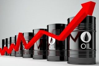 Giá dầu dự kiến tăng trong ngắn hạn