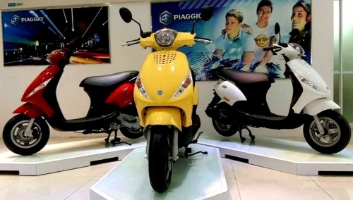 hon 1200 chiec piaggio zip bi trieu hoi vi loi phao xang