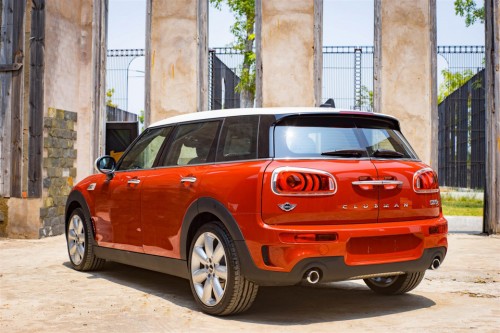 mini clubman the he moi ra mat voi 2 phien ban gia tu 1638 ty dong