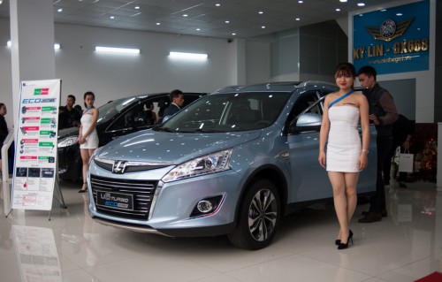 luxgen khai truong showroom chinh hang tai ha noi