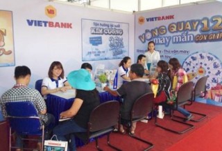 VietBank dành 1.000 quà tặng cho khách tham quan VietBuild