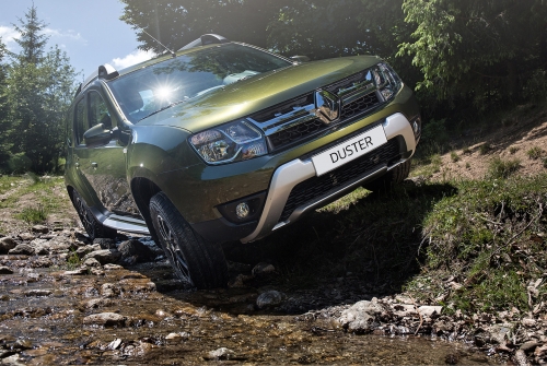 vi vu dat phap cung renault duster