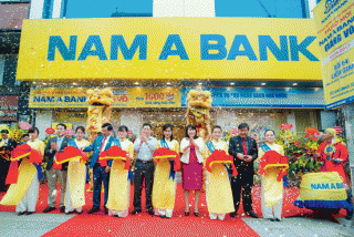 Nam A Bank Giảng Võ khai trương trụ sở mới