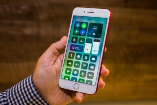 So sánh thời lượng pin iPhone chạy iOS 11.3 và 11.2.6