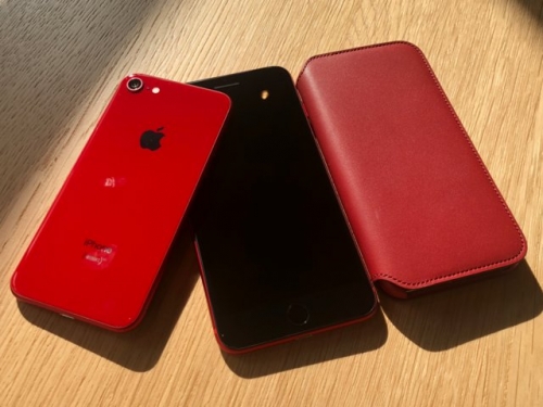 day la iphone 8 product red rat dep rat de bam van tay