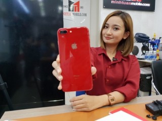 iPhone 8 Plus màu đỏ giảm 7 triệu đồng, khách vẫn không quan tâm