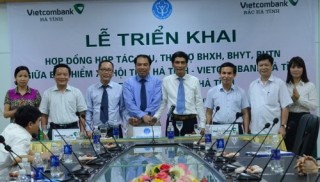 Vietcombank đẩy mạnh hợp tác thu BHXH, BHYT, BHTN trên địa bàn tỉnh Hà Tĩnh