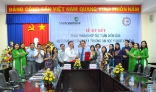 Vietcombank hợp tác toàn diện với Trường Đại học Y Dược Cần Thơ