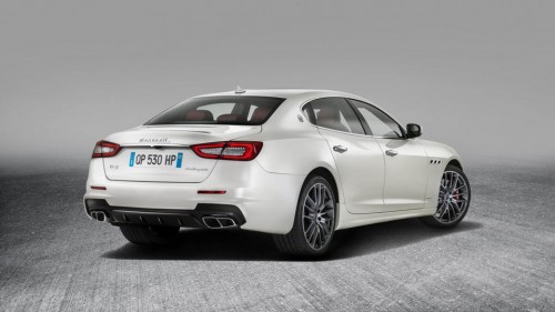 maserati nang cap quattroporte 2017 voi nhieu cong nghe moi