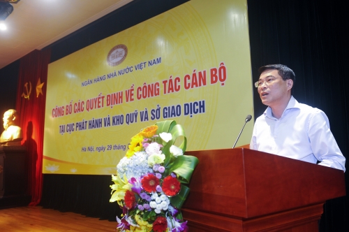 nhnn cong bo quyet dinh ve cong tac can bo