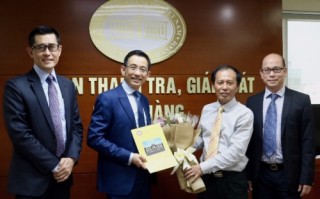 Trao Giấy phép thành lập và hoạt động Ngân hàng TNHH MTV UOB Việt Nam