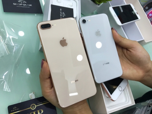 iphone 8 plus chinh hang ra mat van e am hang xach tay giam manh