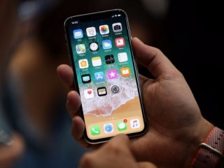 Không có chuyện giảm độ chính xác Face ID của iPhone X để đẩy năng suất