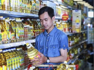 Người Việt đang dùng nhiều dầu ngoại