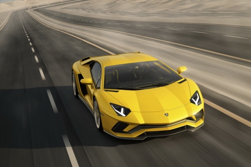 lamborghini tung ra ban nang cap aventador s 2017 voi nhieu cai tien dang gia