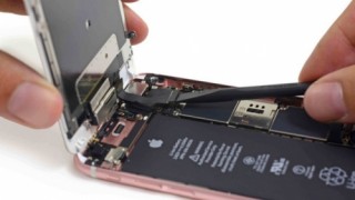 Apple thừa nhận pin cũ làm iPhone chạy chậm, nhưng họ có lý do để làm điều đó