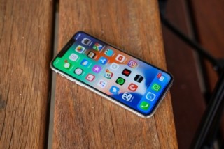 Dù khởi sắc nhưng doanh số bộ ba iPhone X, 8 và 8 Plus vẫn chưa thể đánh bại bộ đôi iPhone 6 và 6 Plus