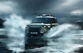 Land Rover Defender chốt giá từ 3.715 tỷ đồng
