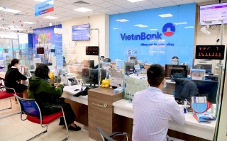 VietinBank tiếp tục giảm phí chuyển khoản thường ngoài hệ thống