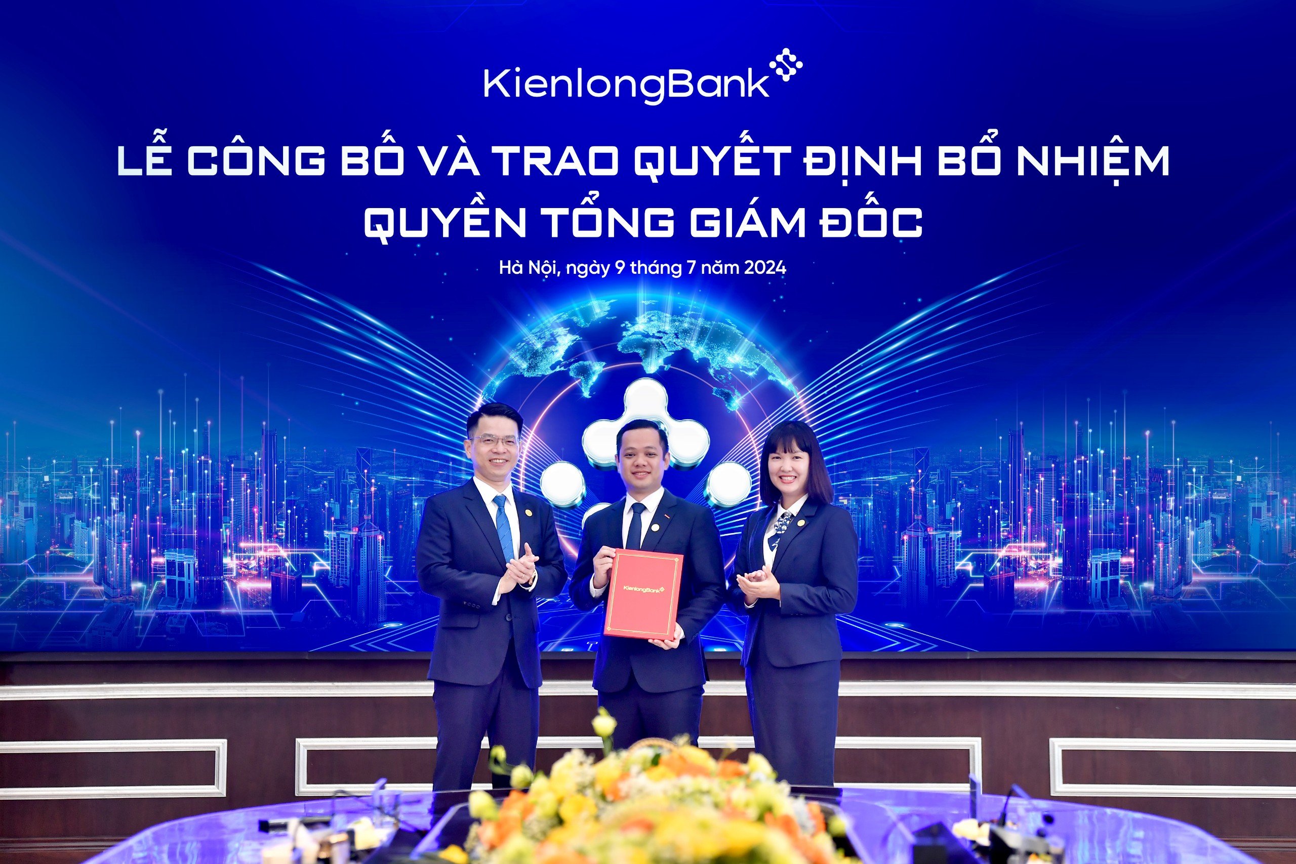 ong tran hong minh giu chuc quyen tong giam doc kienlongbank