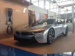 Mẫu trưng bày BMW i8 đang gây bất ngờ lớn trên eBay