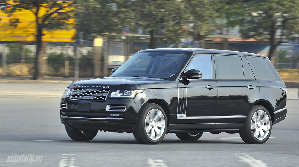 RangeRover Auto Biography Black (8).jpg