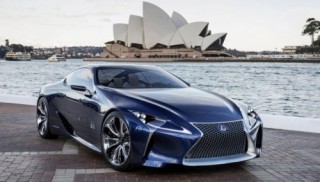 Lexus chính thức ra mắt siêu xe LC 500