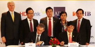 HDBank đẩy mạnh dịch vụ tài trợ thương mại