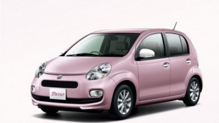 Toyota Passo - Nhỏ gọn và thời trang