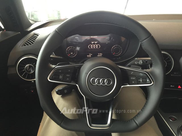 can canh audi tt the he moi vua cap cang viet nam