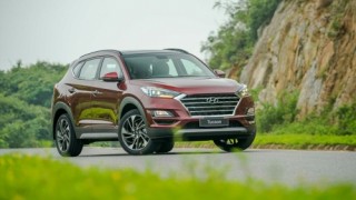 Hyundai Tucson 2019 có giá chính thức từ 799 triệu đồng