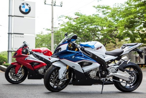 ra mat mau xe s1000rr