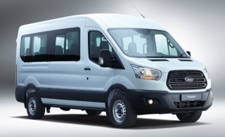 Ford Transit 14 chỗ mới có giá từ 826 triệu đồng