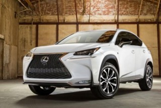 Lexus là thương hiệu cao cấp bán chạy nhất tháng Tám tại Mỹ