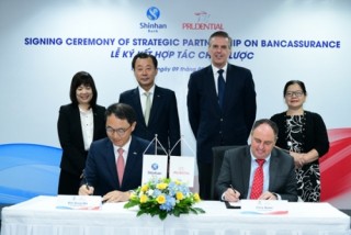 Ngân hàng Shinhan và Prudential Việt Nam ký kết hợp tác chiến lược dài hạn