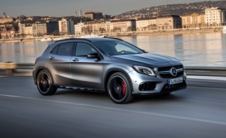 [Video] Cận cảnh Mercedes-Benz GLA45 4MATIC AMG 2018