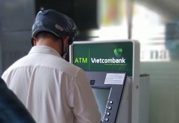 Thẻ ATM vẫn là dịch vụ thanh toán phổ biến